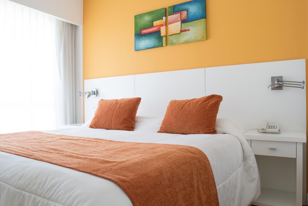 טנדיל Agua Dulce Hotel חדר תמונה