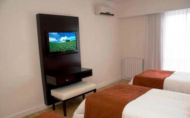טנדיל Agua Dulce Hotel מראה חיצוני תמונה